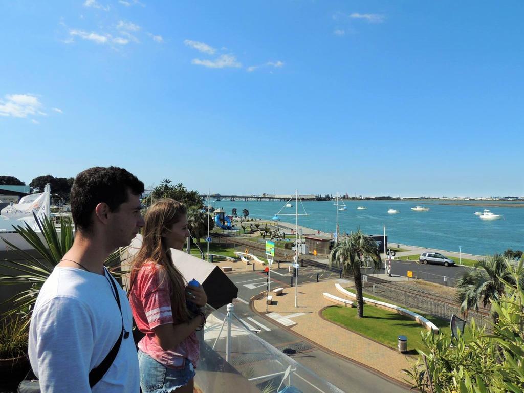 Harbourside City Backpackers Tauranga Exteriör bild
