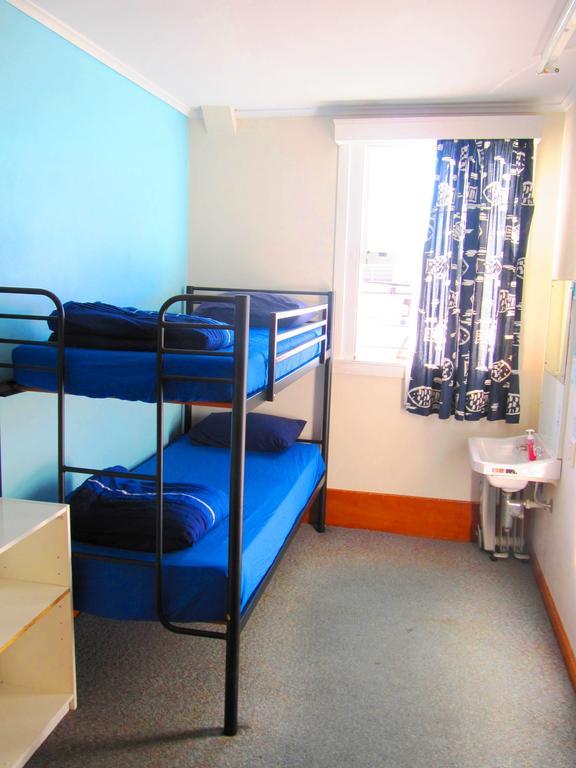 Harbourside City Backpackers Tauranga Exteriör bild